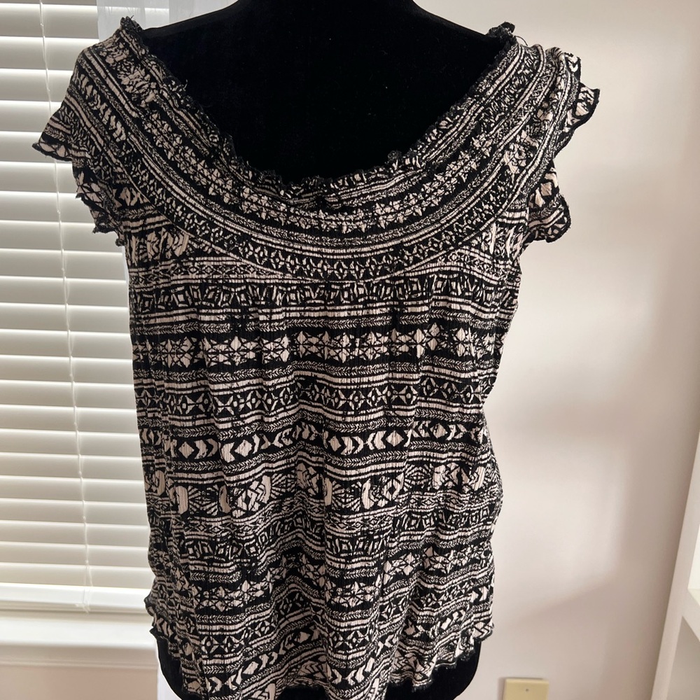 Mossimo Supply Co. Black and White Tribal Print Blouse